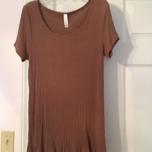 Xs light brown hard to find color Lularoe classic